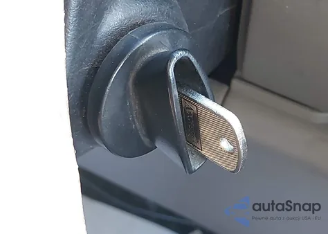 2001 Ford E-350 Super Duty Commercial/Recreational from USA, damaged, VIN 1FTSS34L91HA05550